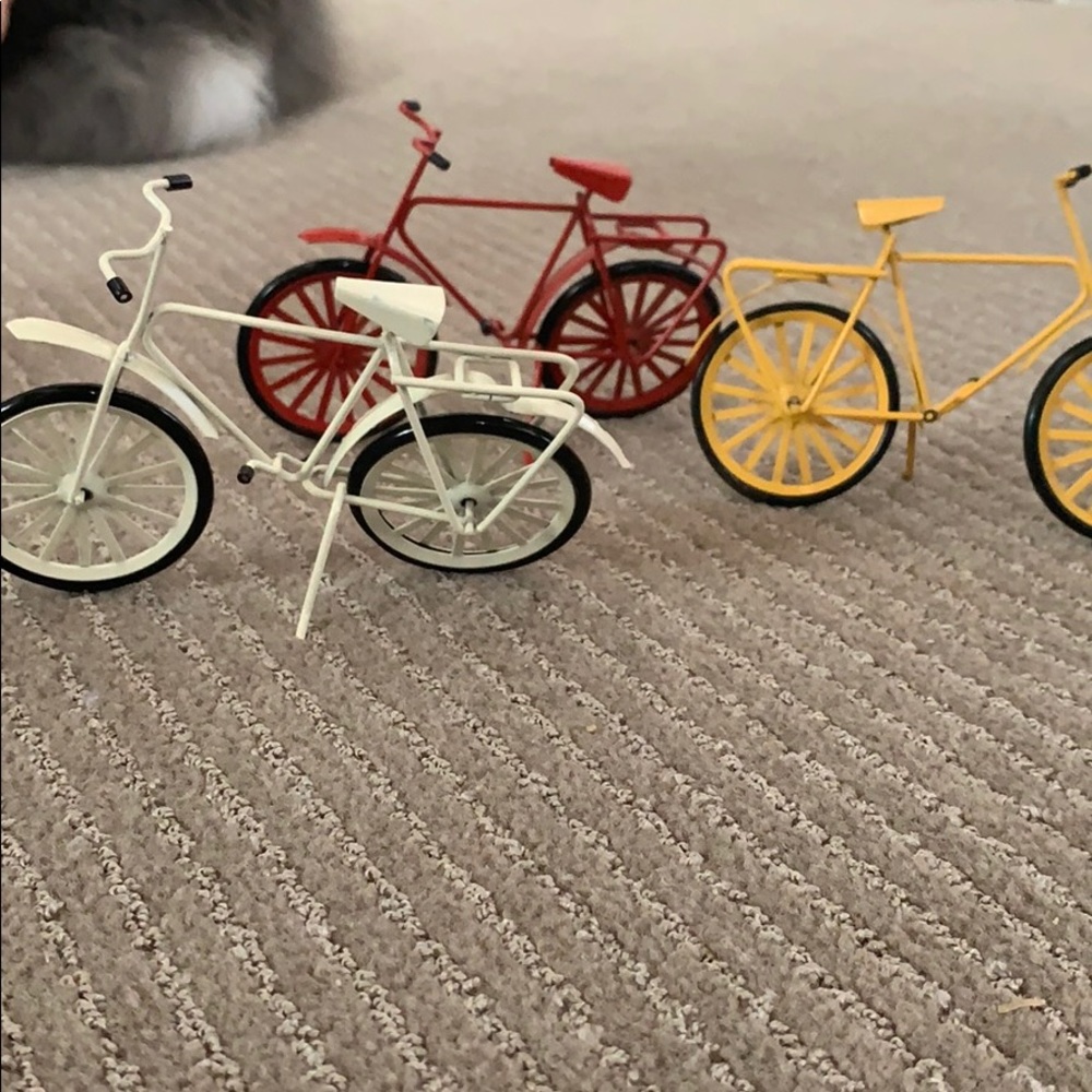 Cute metal decorative bikes and scooter set